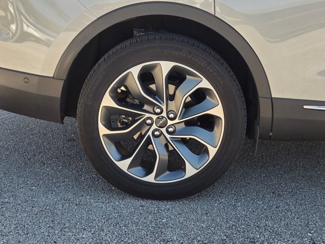 Used 2023 Lincoln Nautilus Reserve w/ Equipment Group 201A image 17