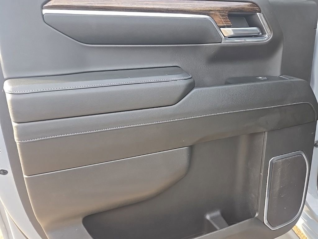 Used 2024 GMC Sierra 1500 Elevation w/ Preferred Package AWD/4WD image 32