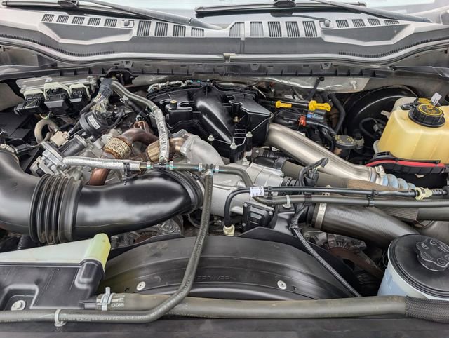 Used 2019 Ford F250 Lariat w/ Chrome Package AWD/4WD image 31