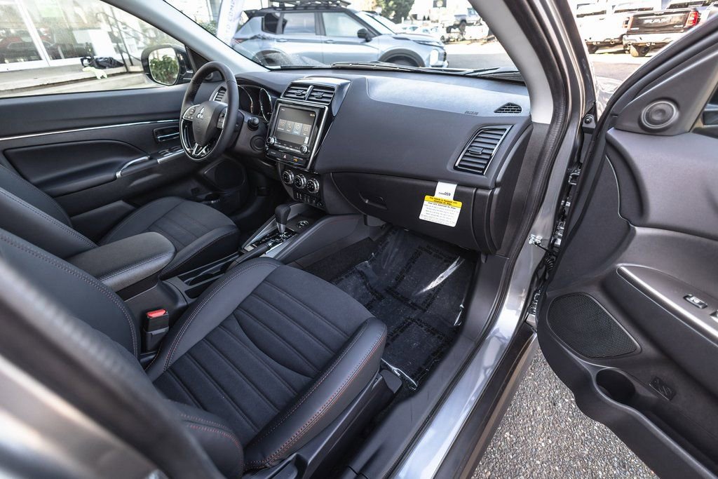 New 2026 Mitsubishi Outlander Sport SE AWD/4WD image 27