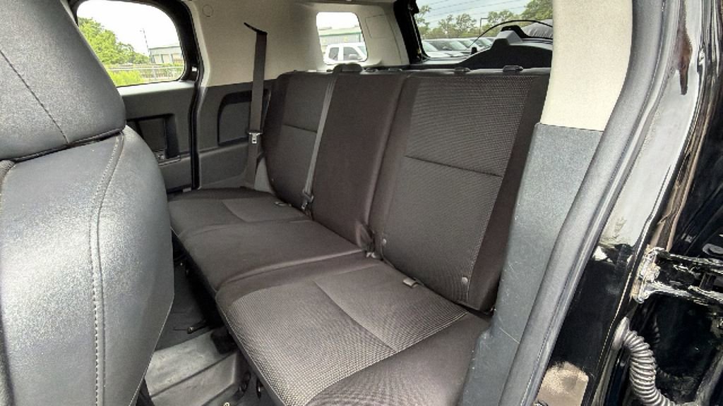 Used 2014 Toyota FJ Cruiser 4WD w/ Convenience Package image 34