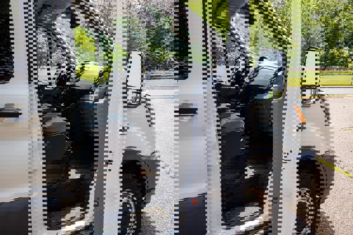 Used 2017 Ford Transit 250 130 Low Roof image 16