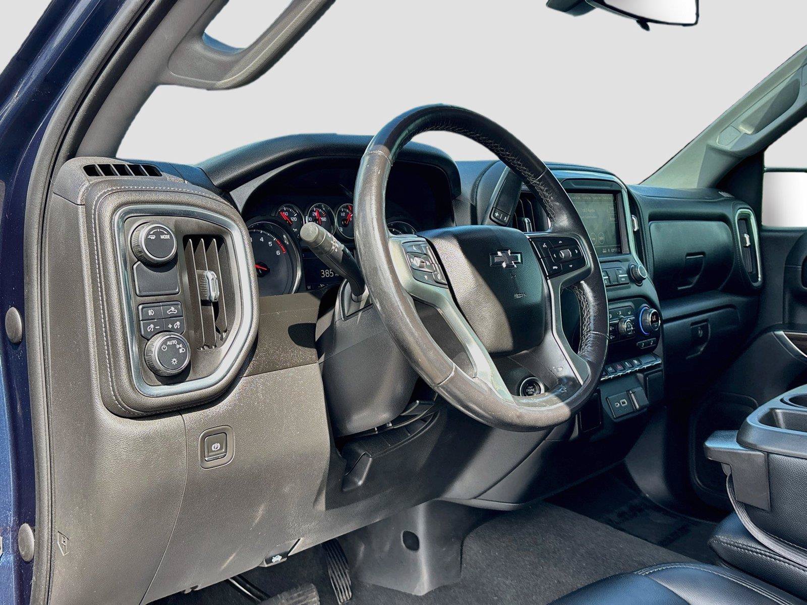 Used 2021 Chevrolet Silverado 1500 RST w/ LPO, Dark Essentials Package RWD image 9