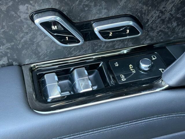 Used 2023 Land Rover Range Rover Sport First Edition AWD/4WD image 12