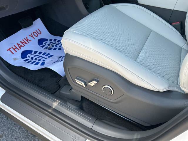 New 2026 Hyundai Santa Fe SEL image 14