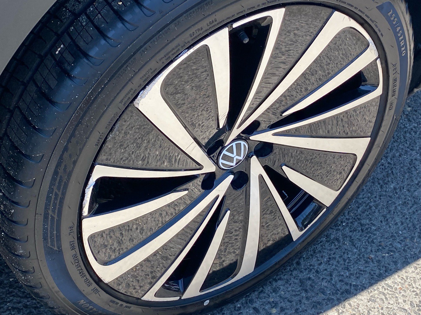 Certified 2023 Volkswagen ID.4 Pro S Plus AWD/4WD image 22