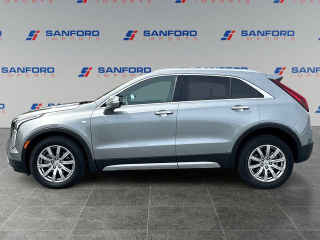 Used 2023 Cadillac XT4 Premium Luxury image 2