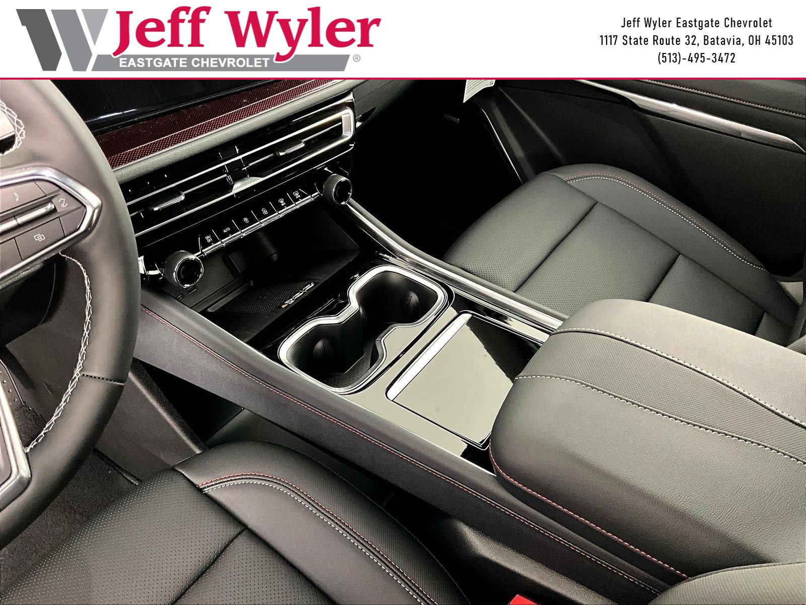 New 2026 Chevrolet Traverse Z71 w/ Enhanced Driving Package AWD/4WD image 12