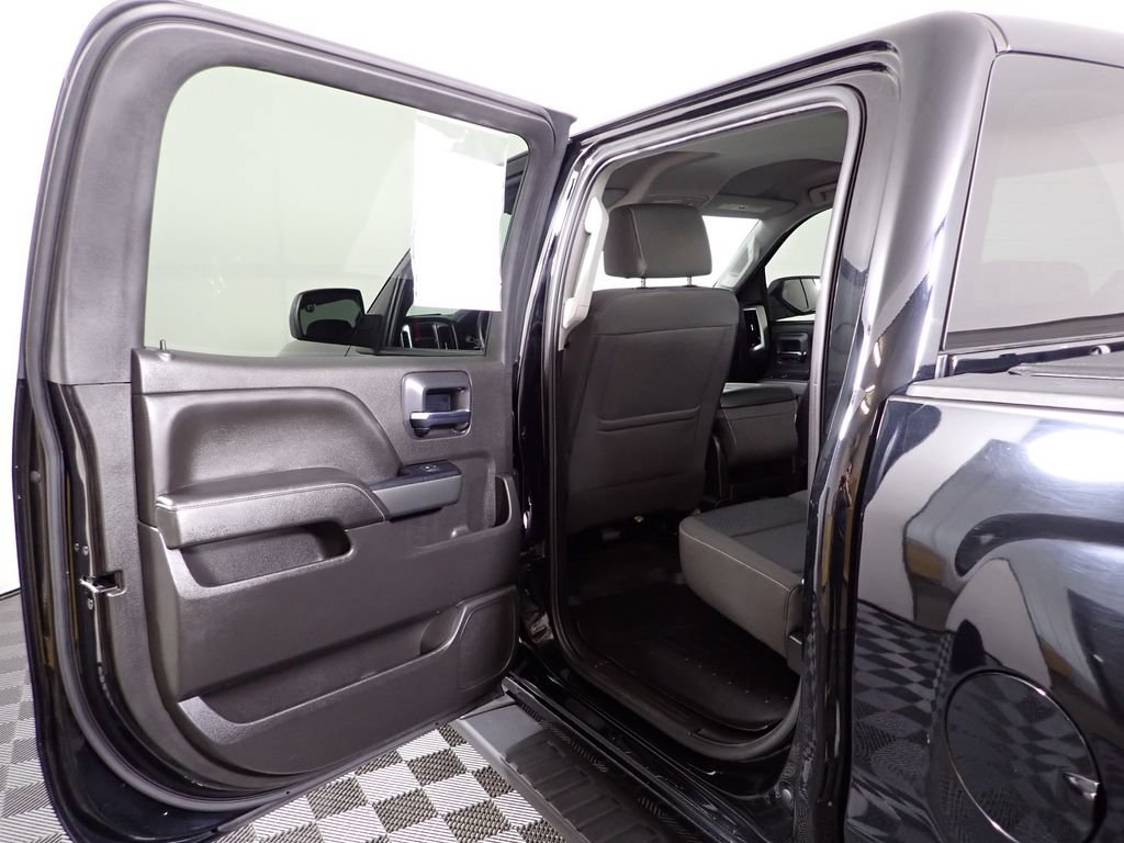 Used 2018 Chevrolet Silverado 1500 LT w/ All Star Edition AWD/4WD image 32