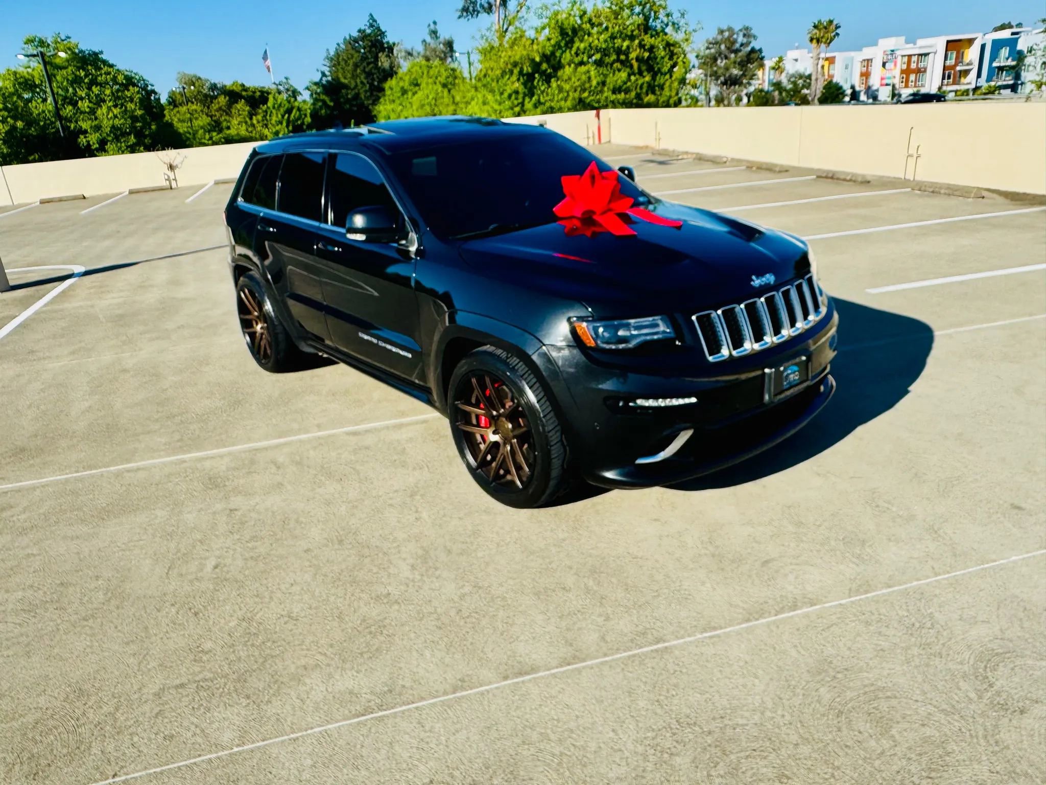 Used 2014 Jeep Grand Cherokee SRT8 w/ Luxury Group II AWD/4WD image 4