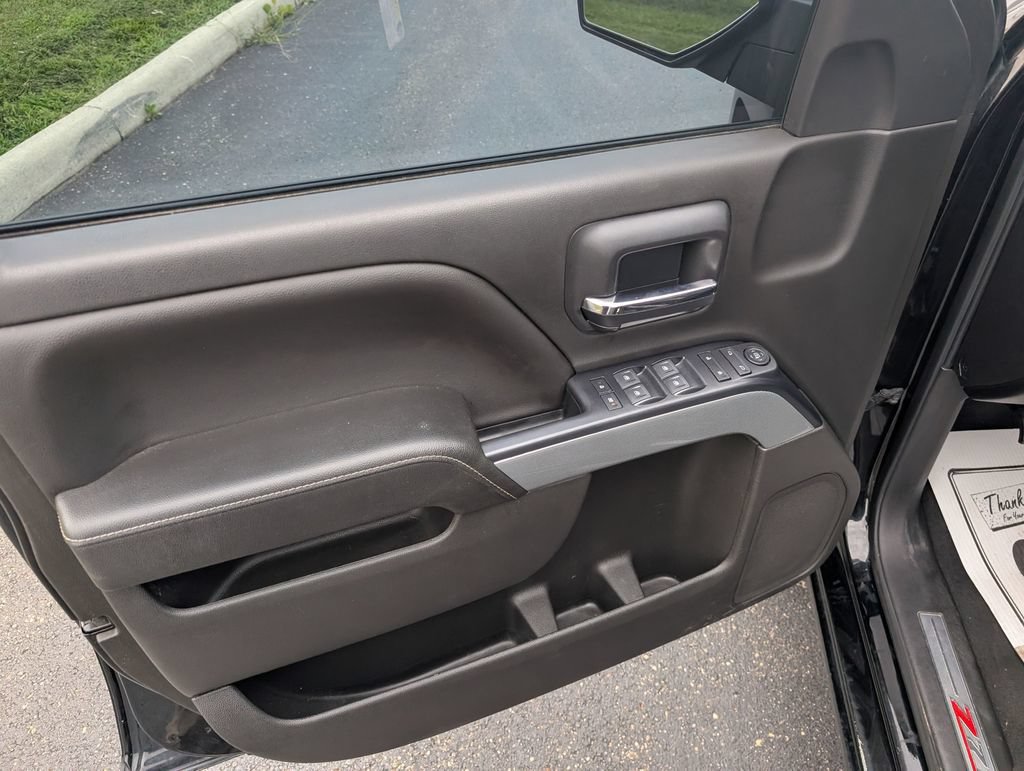 Used 2018 Chevrolet Silverado 1500 LT w/ All Star Edition AWD/4WD image 15