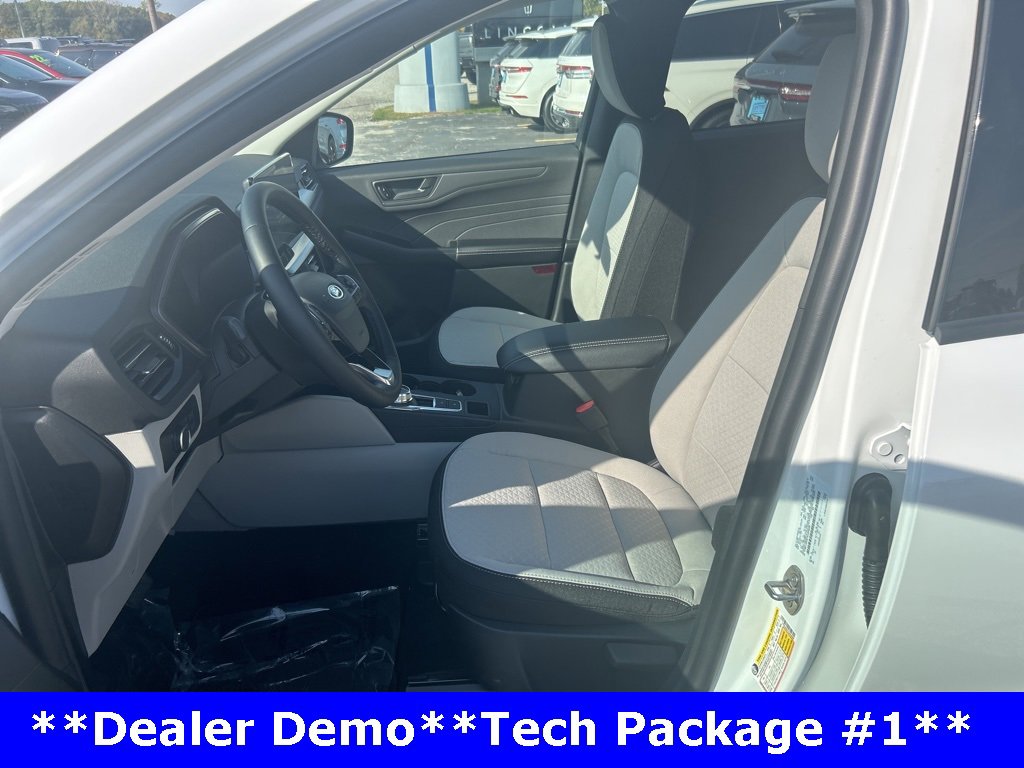 New 2025 Ford Escape Active w/ Tech Pack #1 image 13