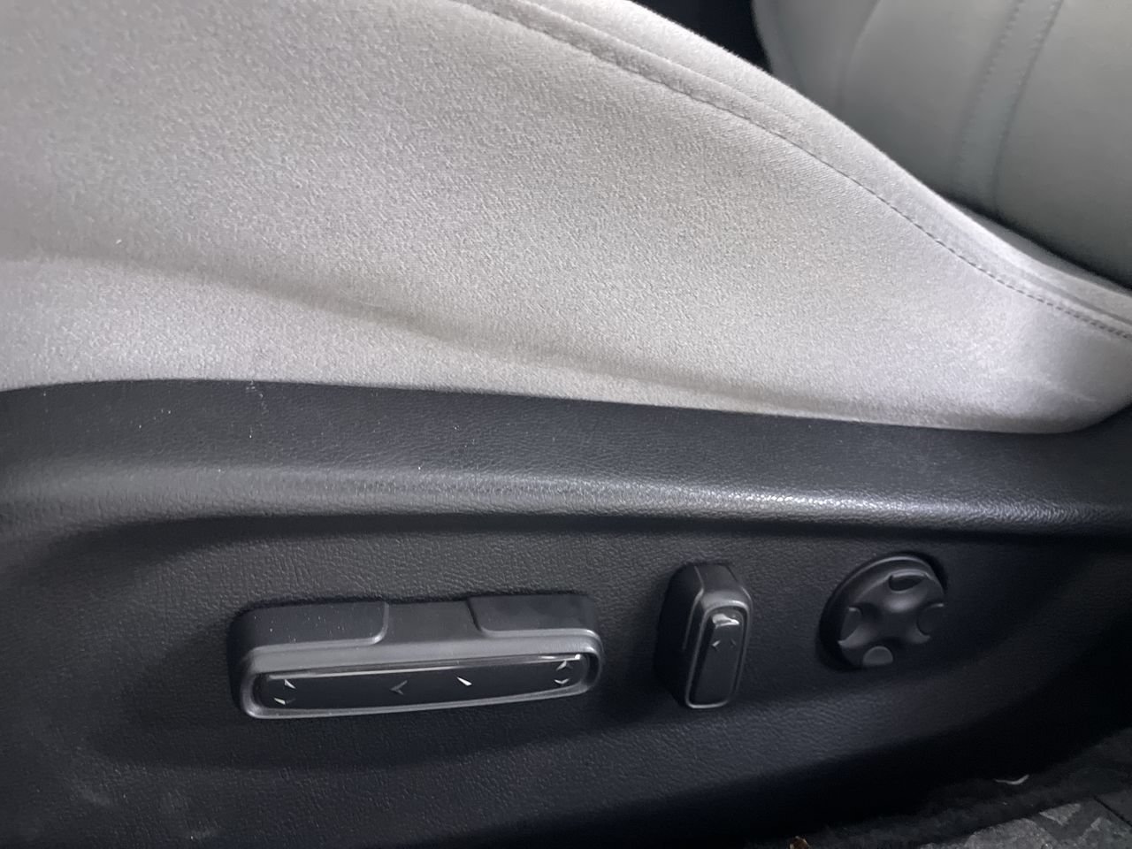 Used 2019 Honda Accord EX image 13