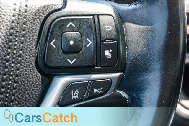 Used 2017 Toyota Highlander Limited Platinum AWD/4WD image 34