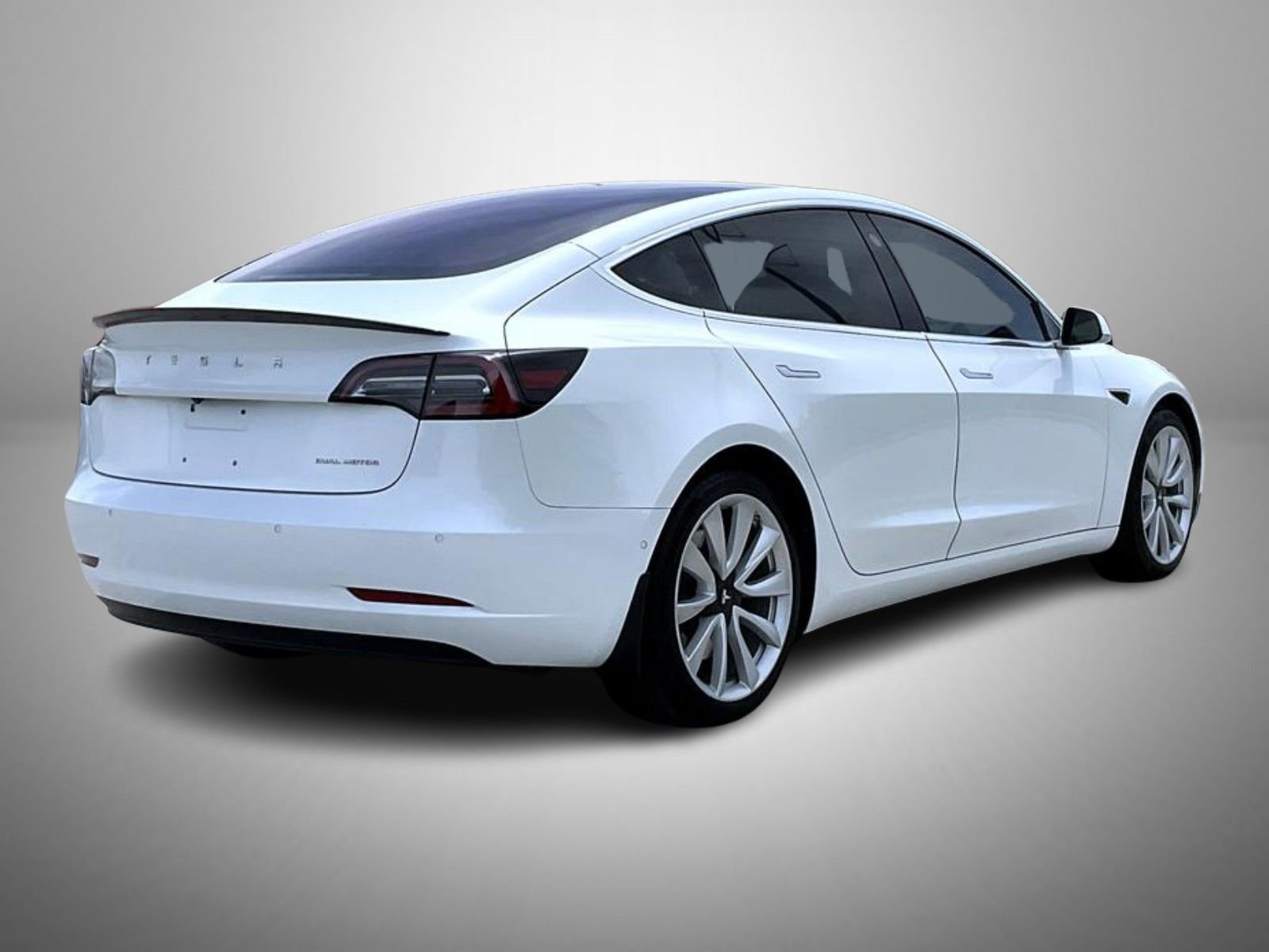 Used 2018 Tesla Model 3 Performance image 5