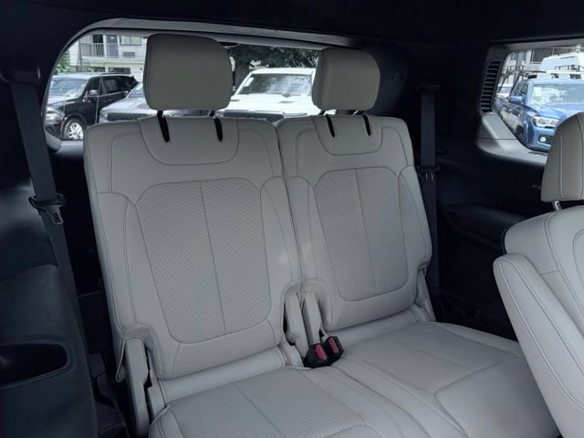 Used 2023 Jeep Grand Cherokee L Limited w/ Luxury Tech Group II AWD/4WD image 36