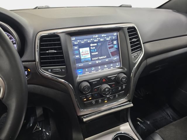 Used 2018 Jeep Grand Cherokee Altitude AWD/4WD image 20