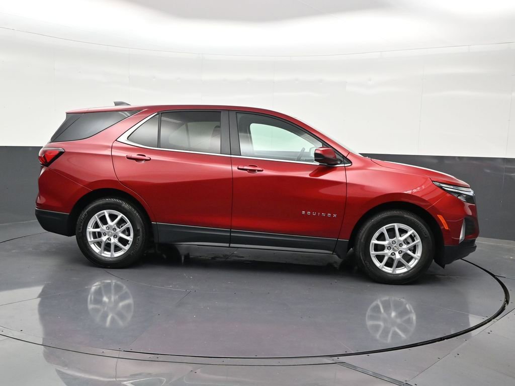 Used 2024 Chevrolet Equinox LT FWD image 7