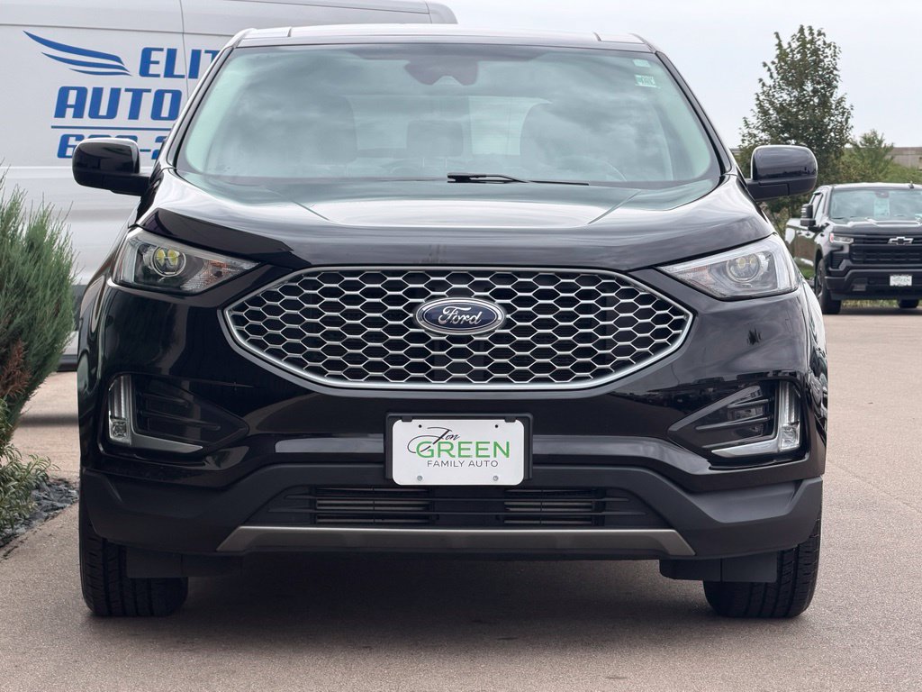 Used 2024 Ford Edge SEL w/ Convenience Package AWD/4WD image 6