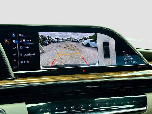 Used 2024 Cadillac Escalade Sport Platinum w/ LPO, ONYX Package AWD/4WD image 35