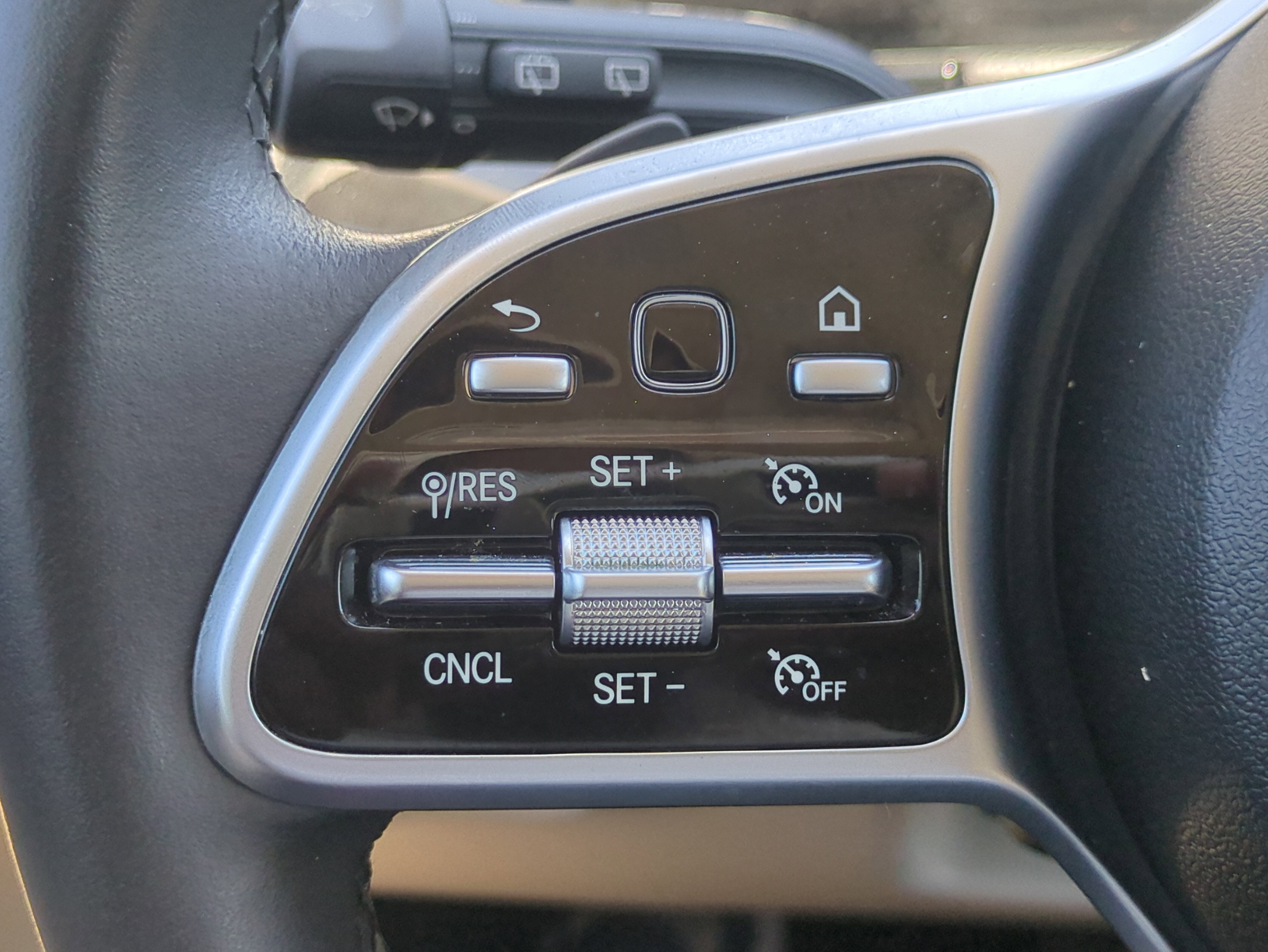 Used 2022 Mercedes-Benz GLA 250 image 25