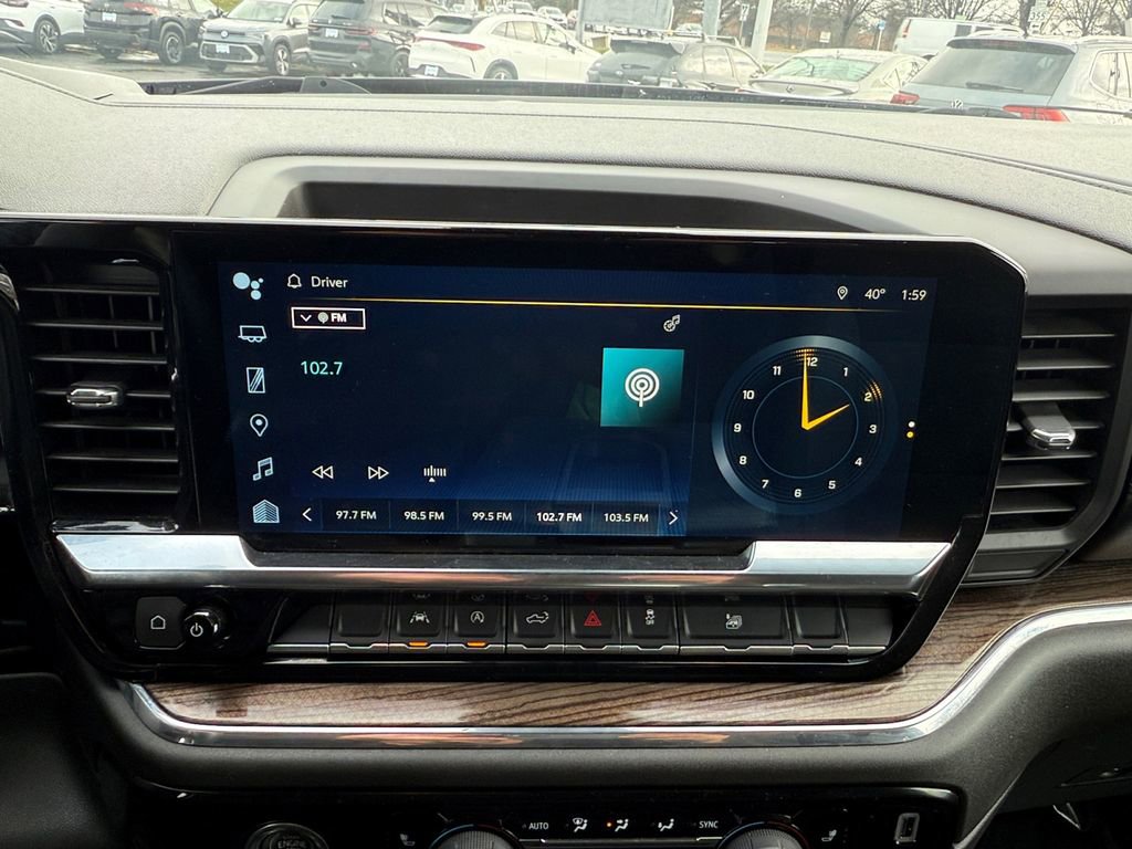 Used 2024 Chevrolet Silverado 1500 LT image 16