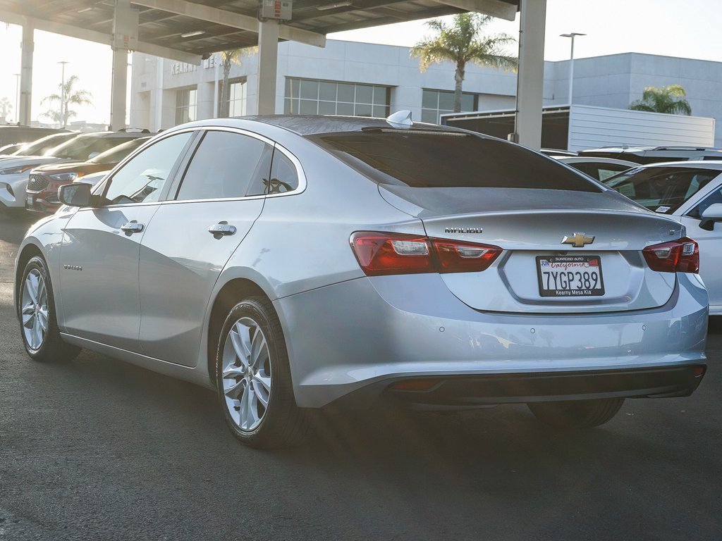 Used 2017 Chevrolet Malibu LT w/ Driver Confidence Package image 7