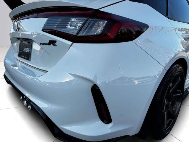 Used 2025 Honda Civic Type R image 16