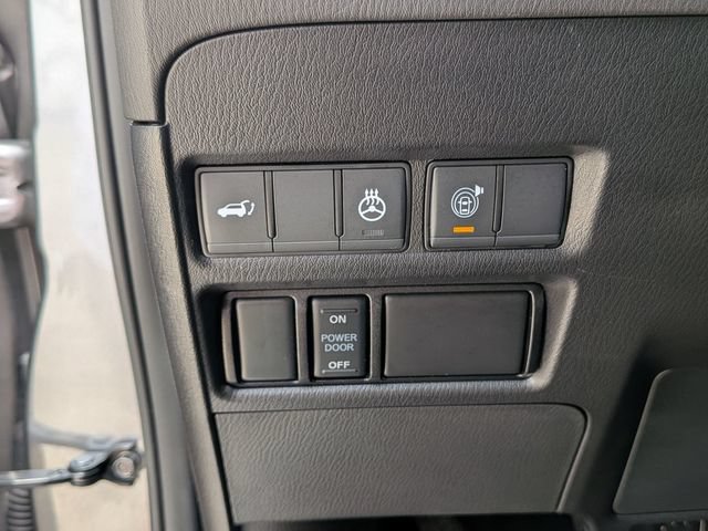 Used 2023 Nissan Armada SL w/ Midnight Edition Package RWD image 18