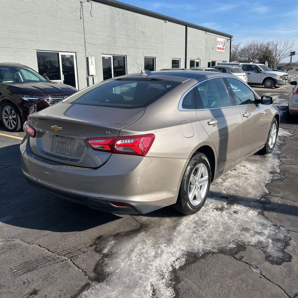 Used 2022 Chevrolet Malibu LT image 5