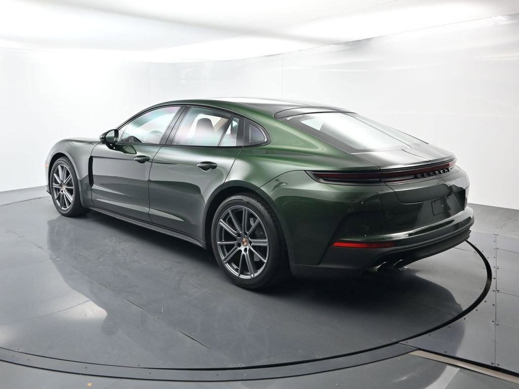 Certified 2025 Porsche Panamera RWD image 3