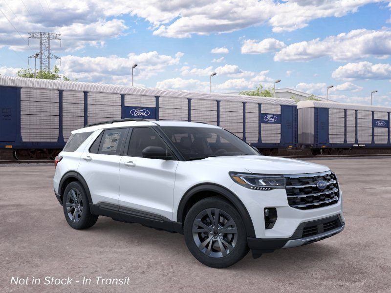 New 2026 Ford Explorer Active w/ Active Comfort Package AWD/4WD image 8