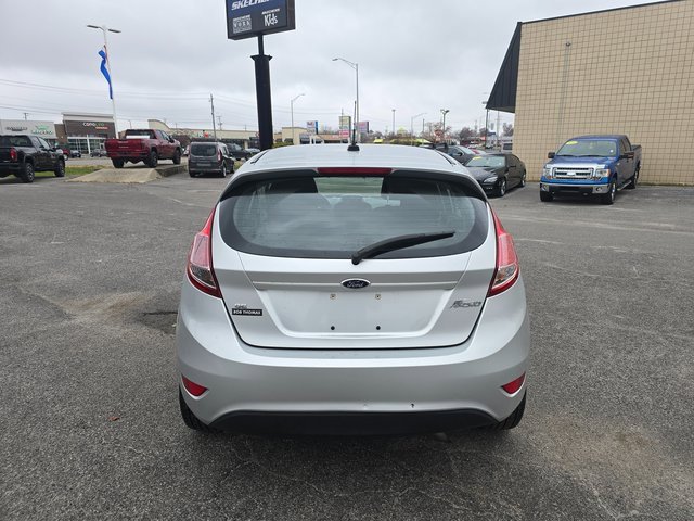 Used 2014 Ford Fiesta SE w/ Equipment Group 201A image 6