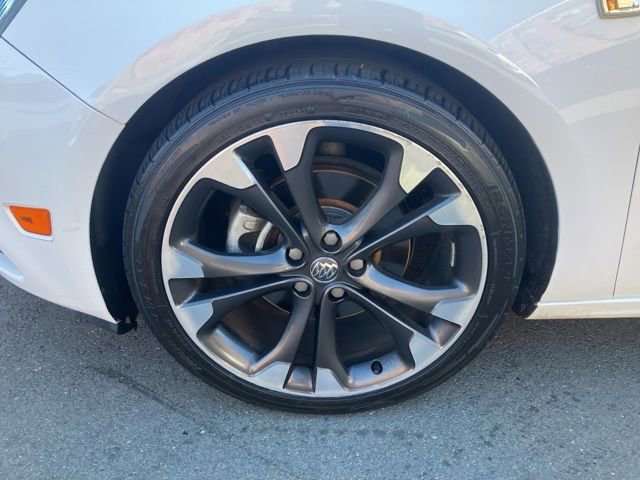 Used 2019 Buick Cascada Premium FWD image 9