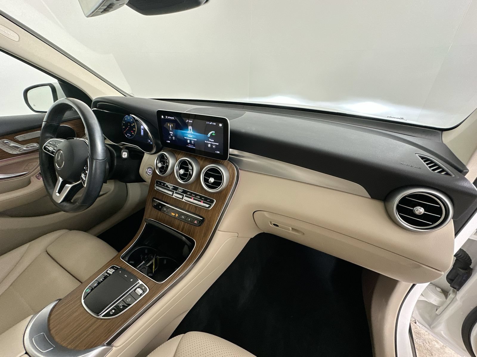 Used 2022 Mercedes-Benz GLC 300 4MATIC image 43