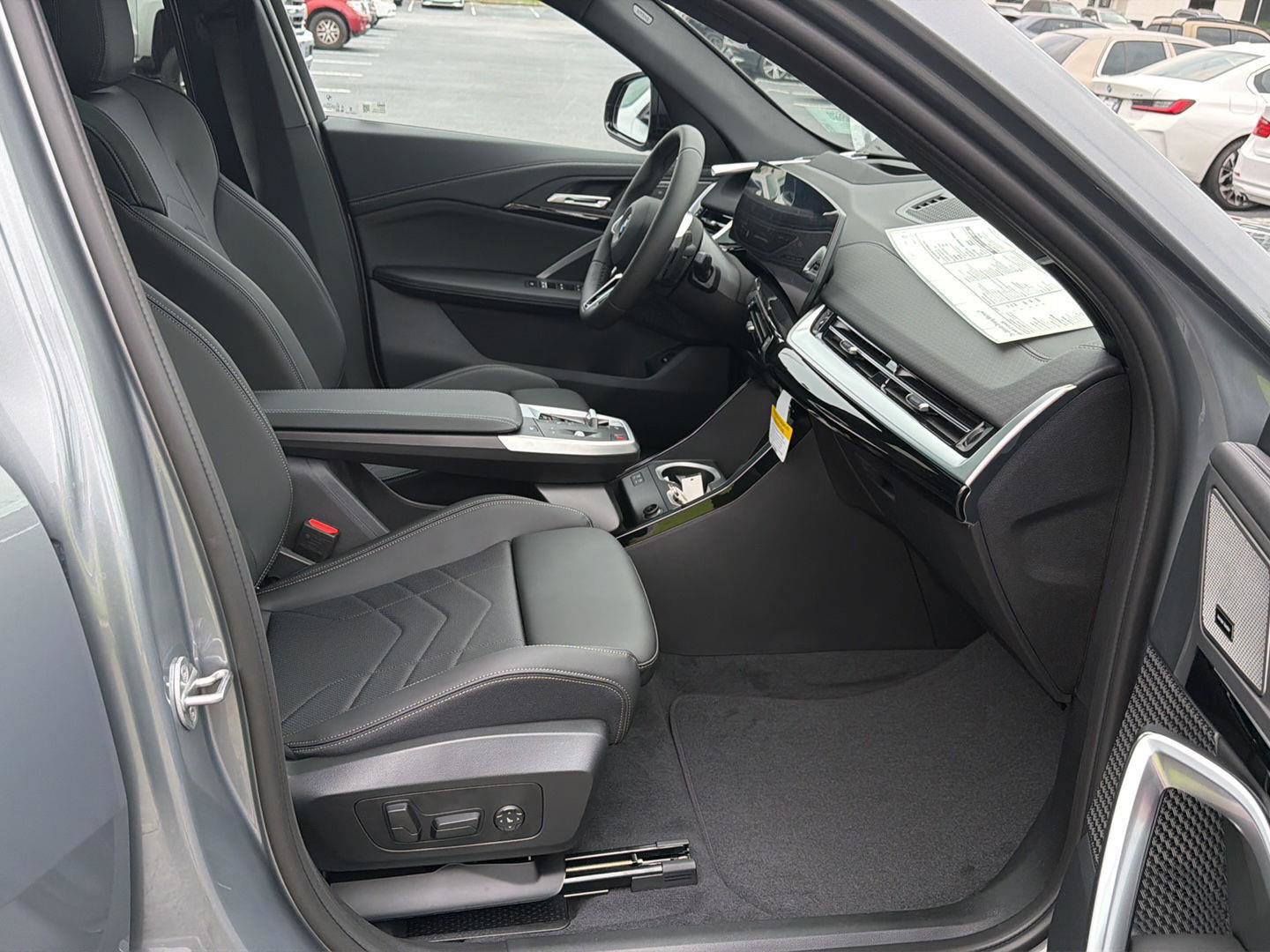 New 2026 BMW X2 xDrive28i w/ Technology Package AWD/4WD image 13