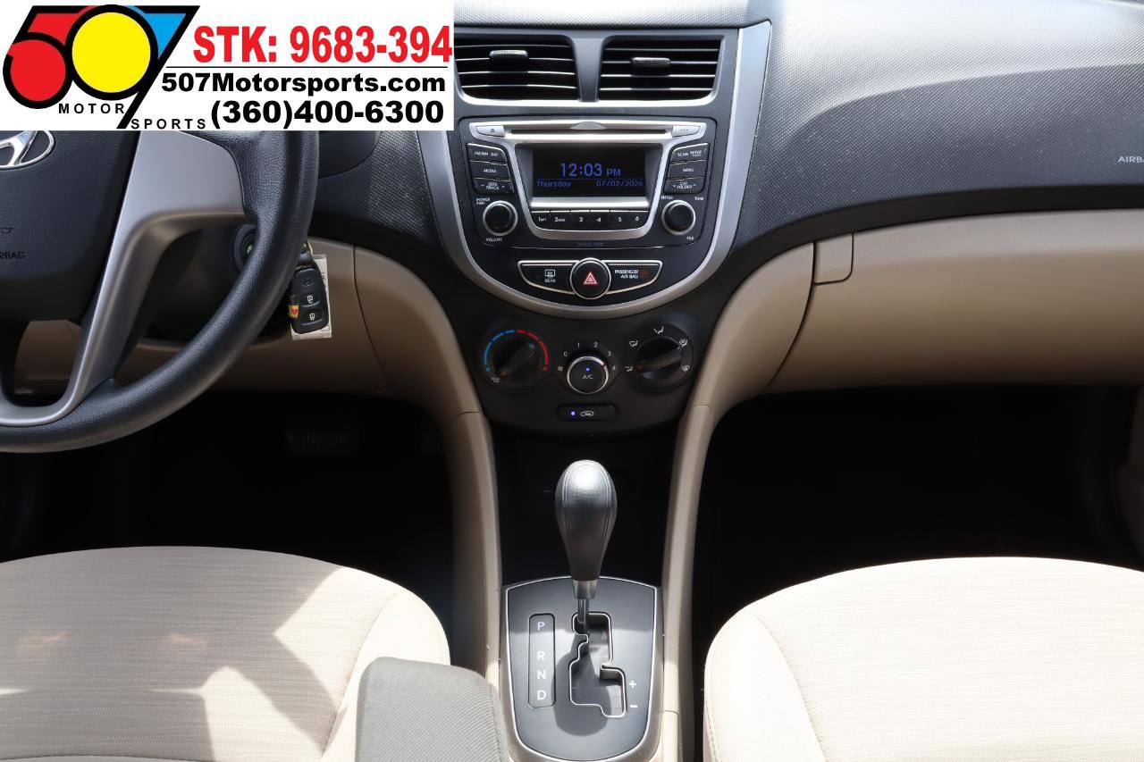 Used 2016 Hyundai Accent SE FWD image 16