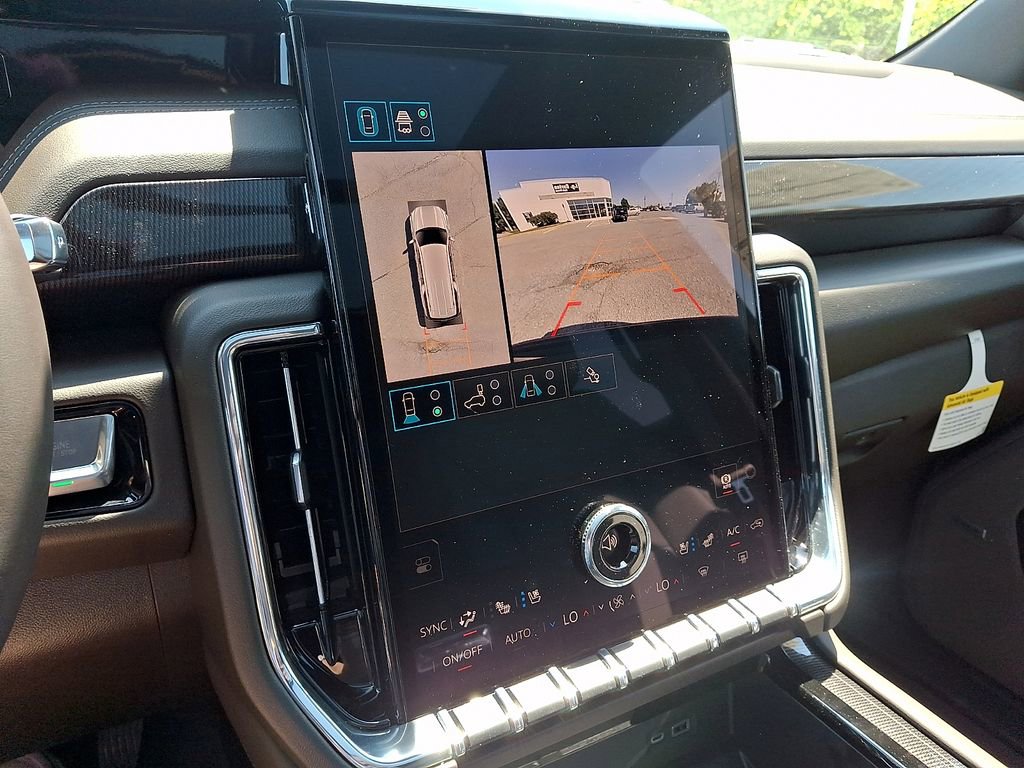 New 2026 GMC Yukon XL Elevation w/ Elevation Premium Package AWD/4WD image 14