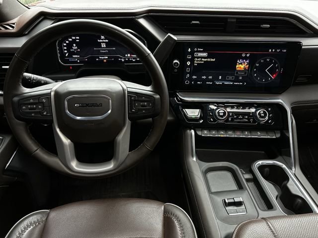 Used 2024 GMC Sierra 2500 Denali w/ Denali Reserve Package AWD/4WD image 13