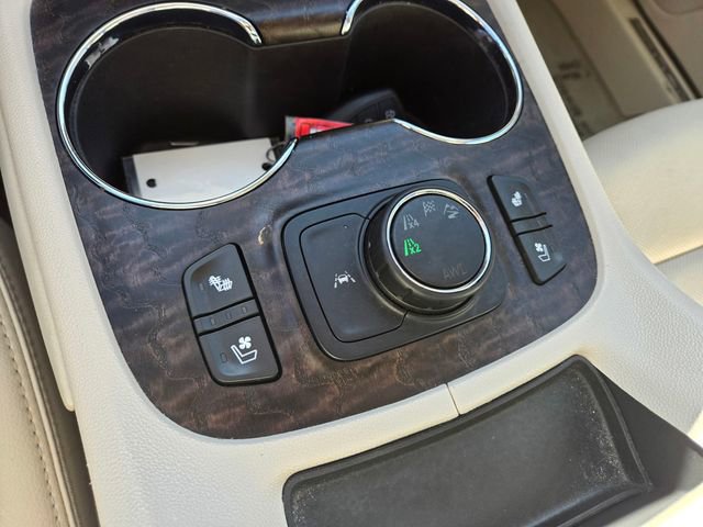 Used 2023 GMC Acadia Denali image 22