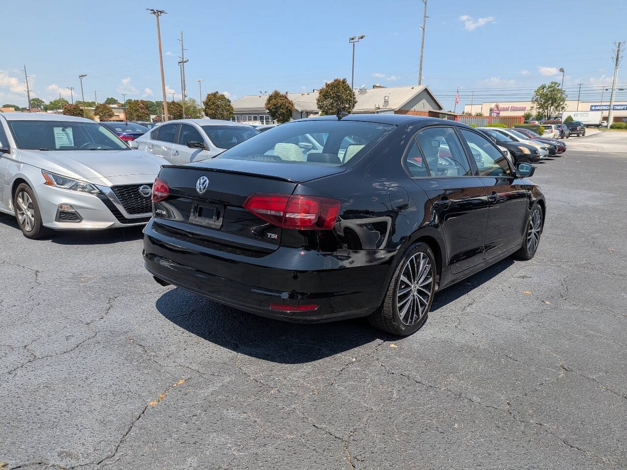 Used 2016 Volkswagen Jetta Sport w/ Lighting Package FWD image 20