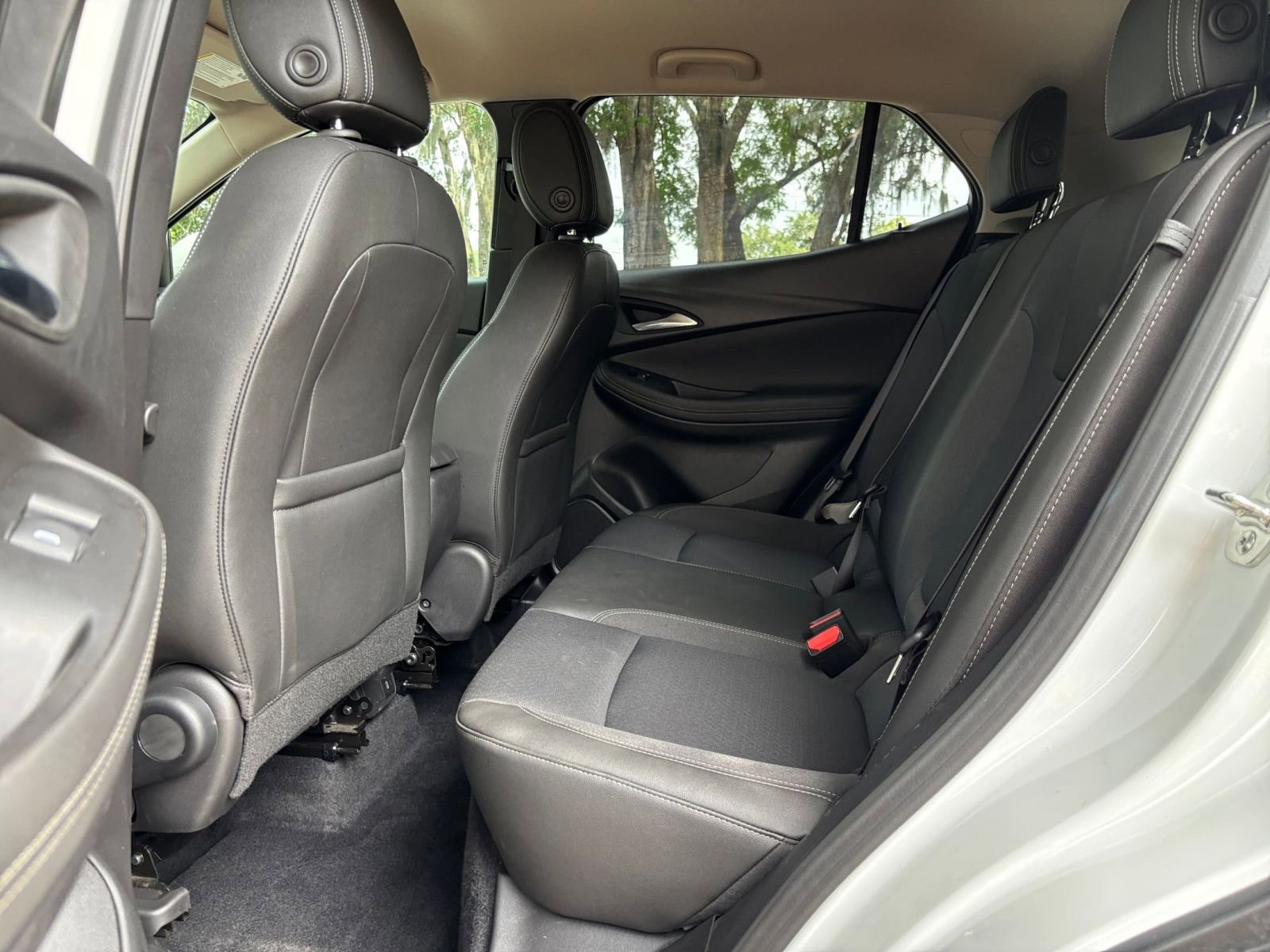 Used 2025 Buick Encore GX Preferred FWD image 24