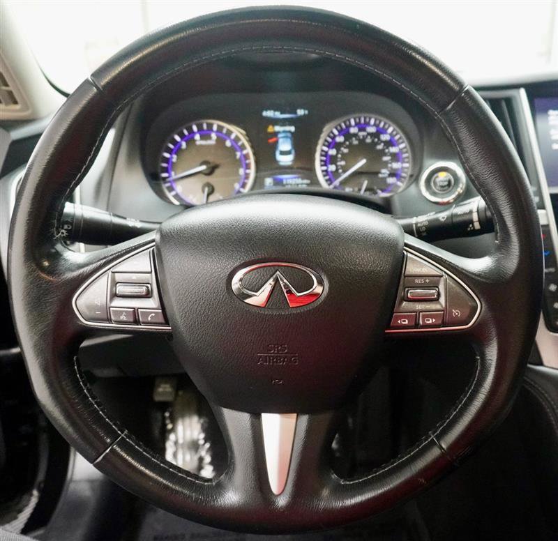 Used 2017 INFINITI Q50 Signature Edition w/ All Weather Package (L93) image 13