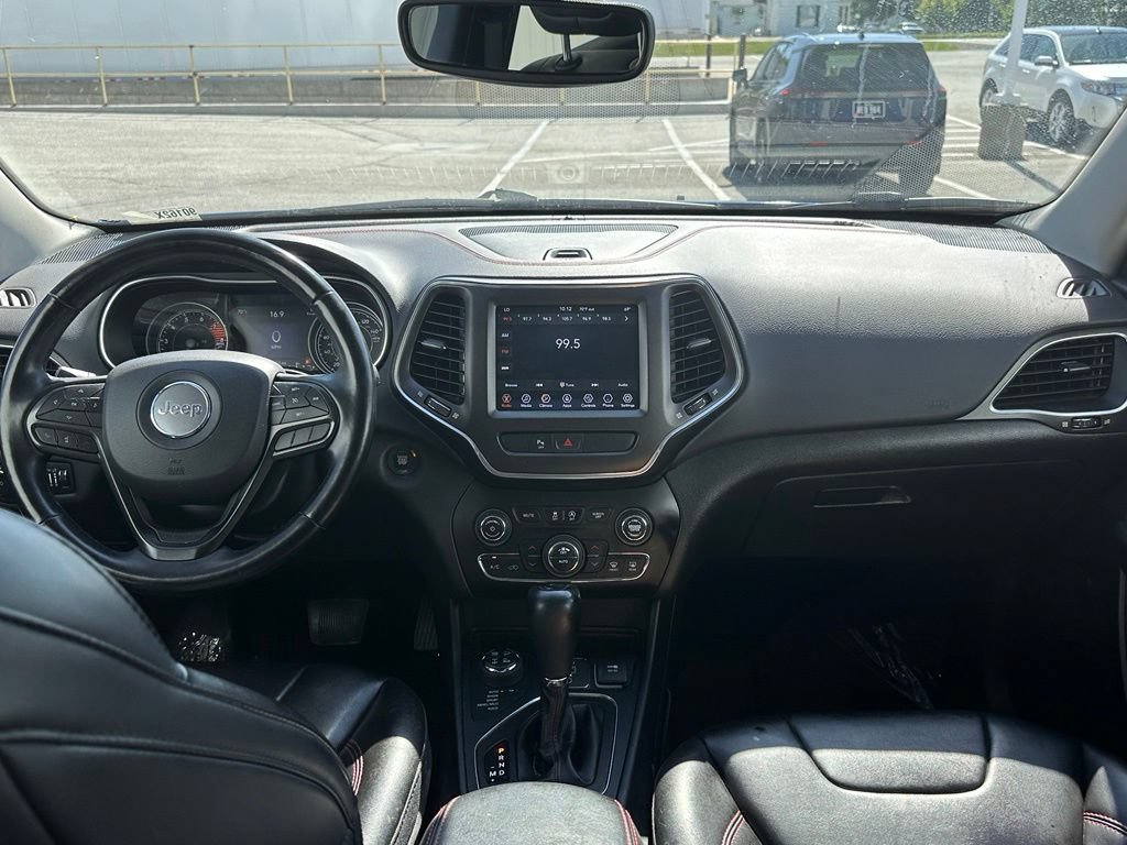 Used 2021 Jeep Cherokee Trailhawk w/ Trailer Tow Group AWD/4WD image 43
