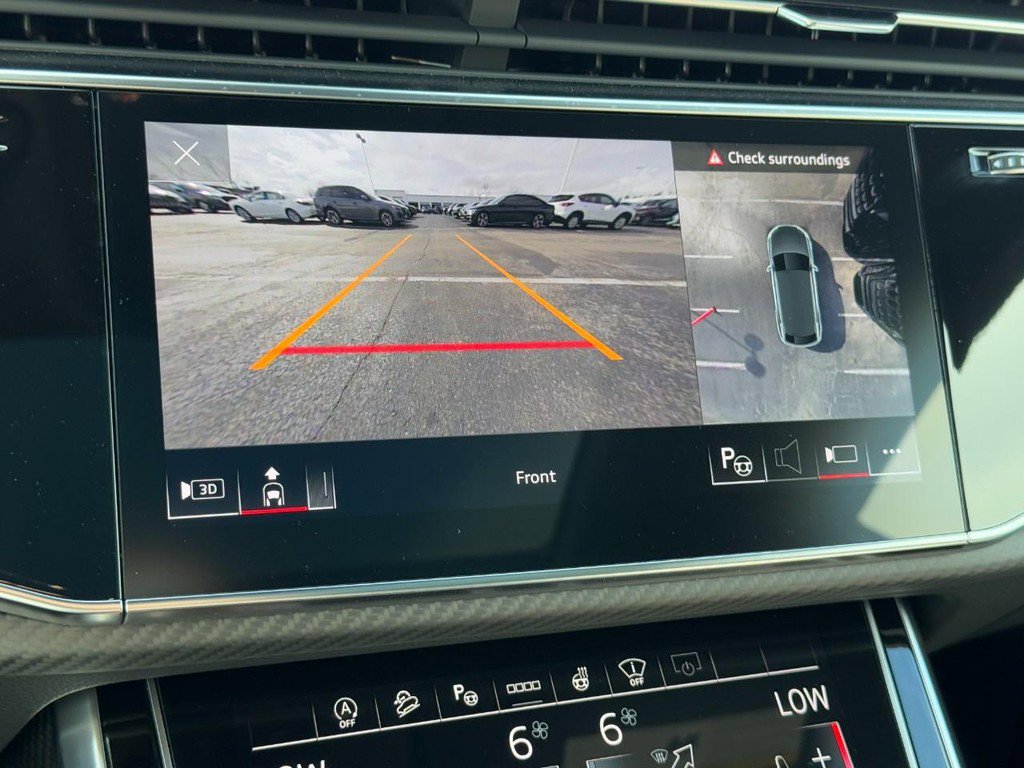 New 2026 Audi SQ8 Prestige image 16