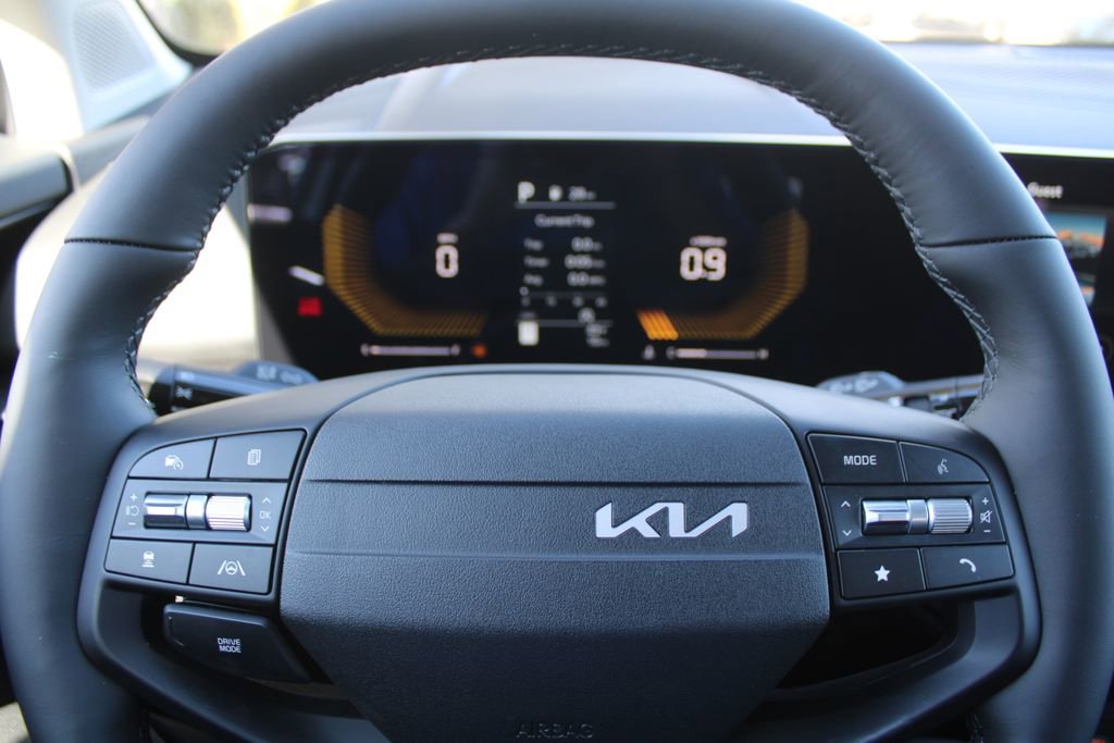 New 2026 Kia Sportage EX image 26