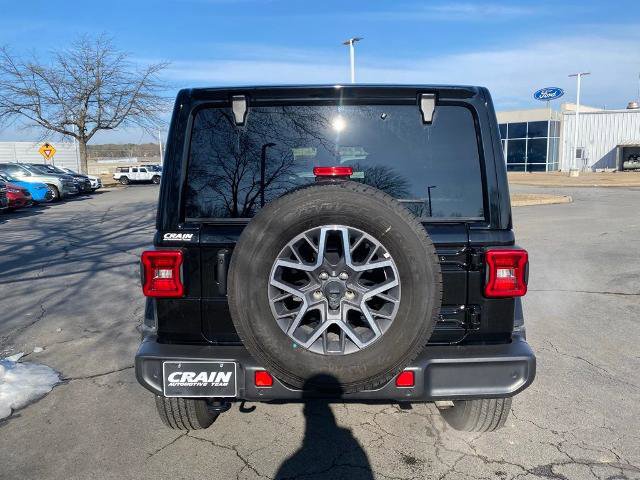 Used 2024 Jeep Wrangler Sahara w/ Dual Top Group image 6
