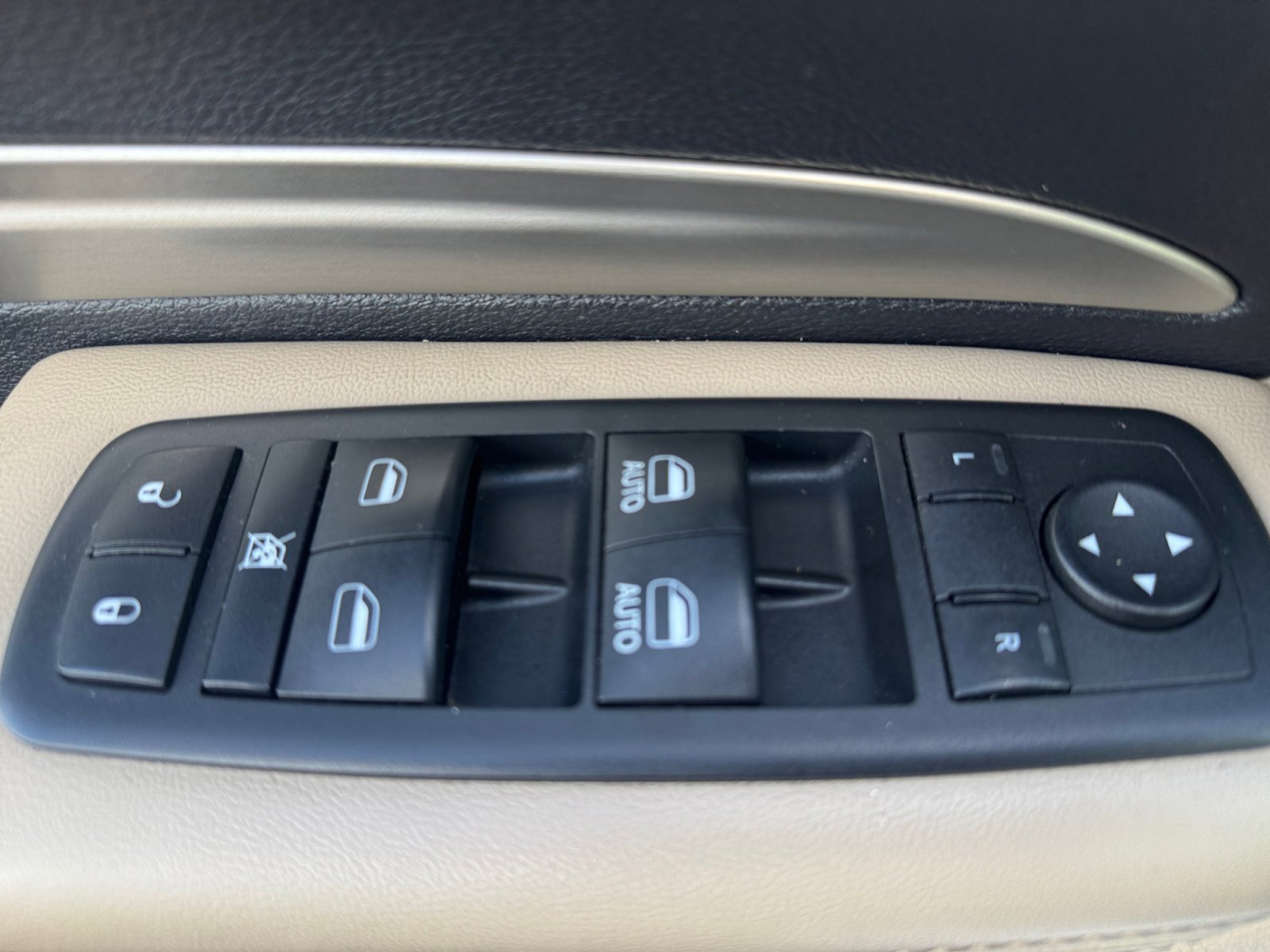 Used 2017 Dodge Durango GT w/ Premium Group image 13