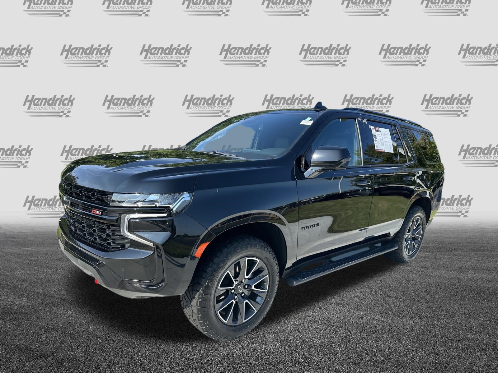 Used 2024 Chevrolet Tahoe Z71 w/ Luxury Package AWD/4WD image 5