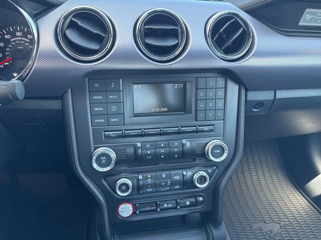 Used 2015 Ford Mustang GT RWD image 13
